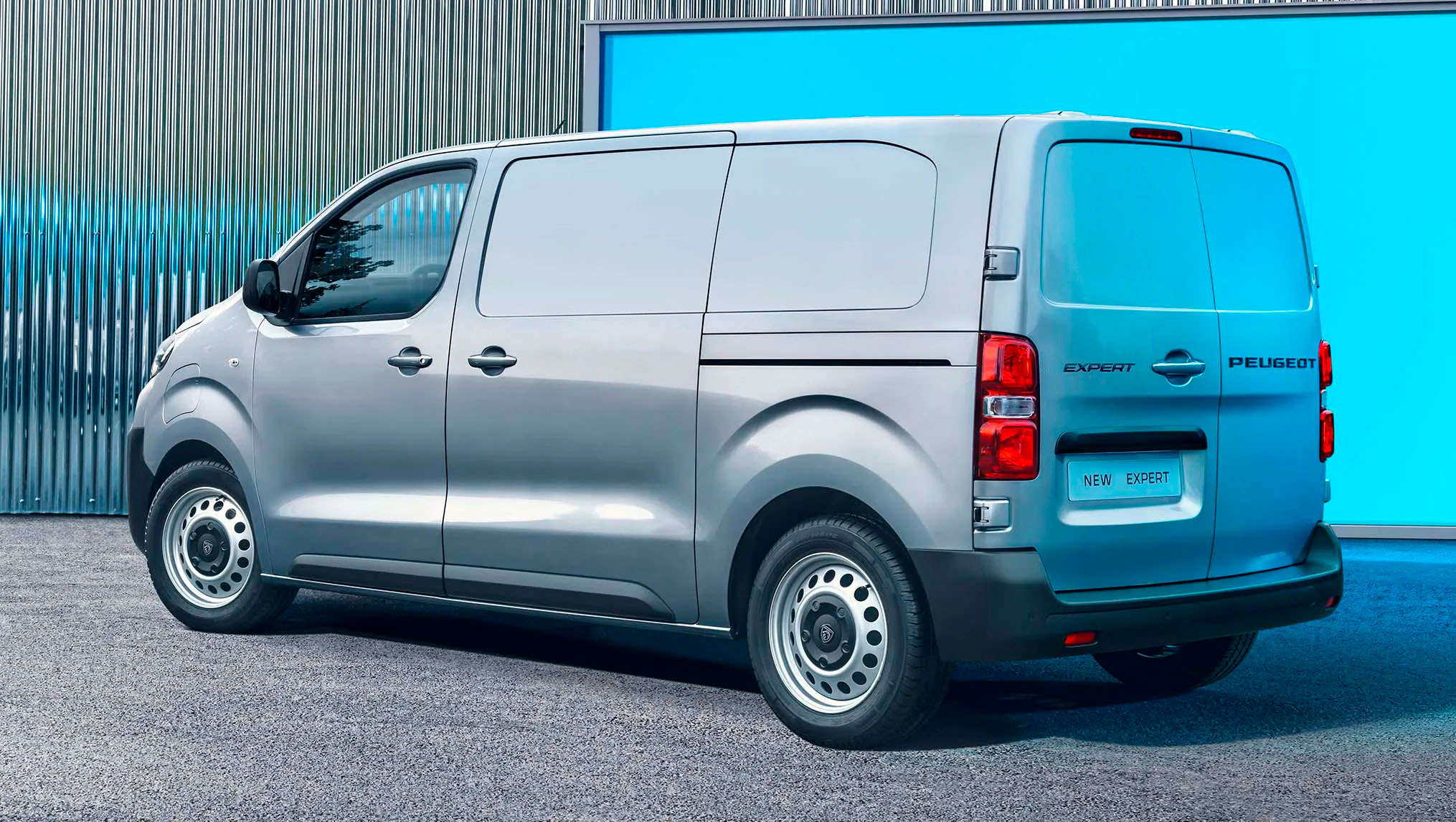 Peugeot Expert, вигляд ззаду з лівого боку